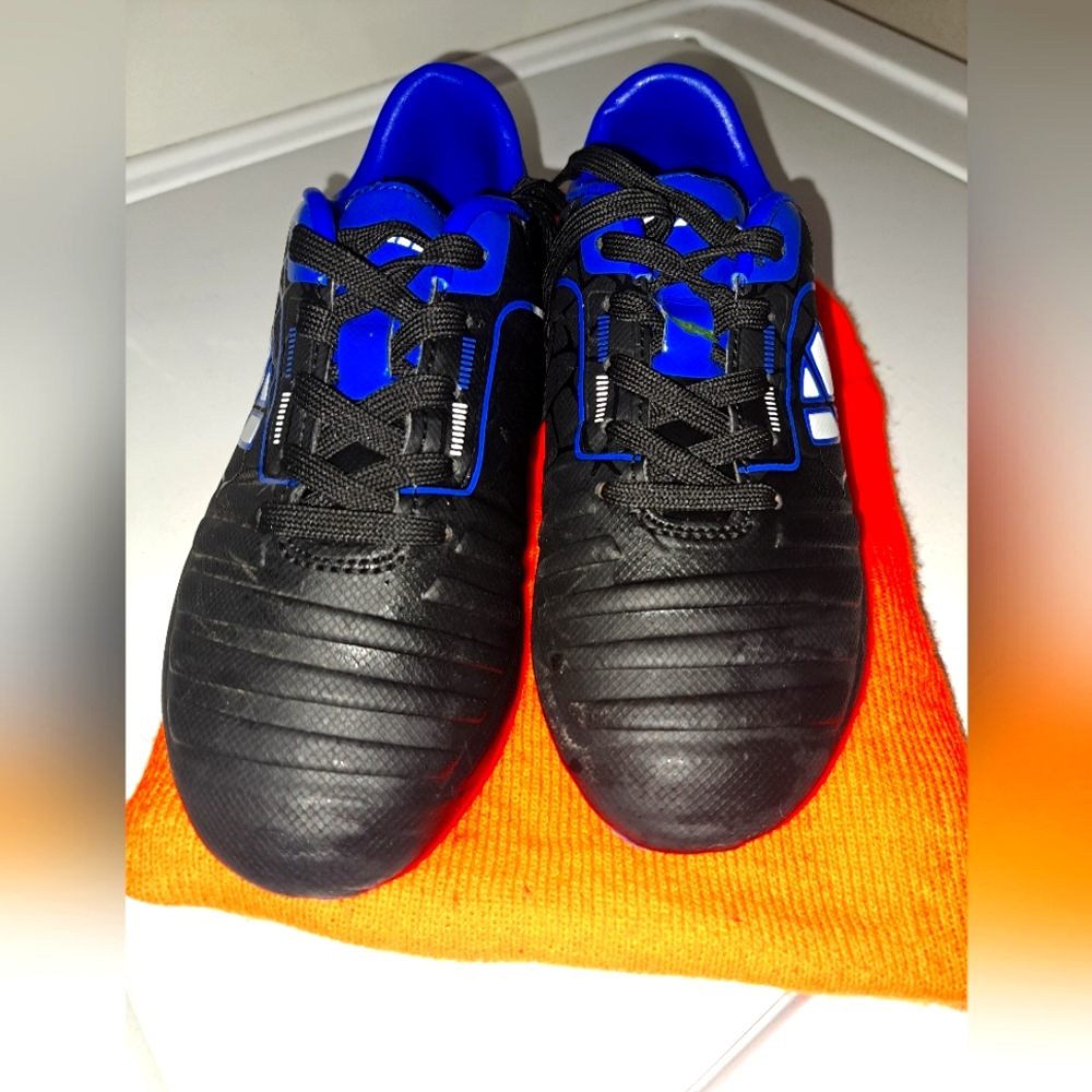 Boys soccer cleats